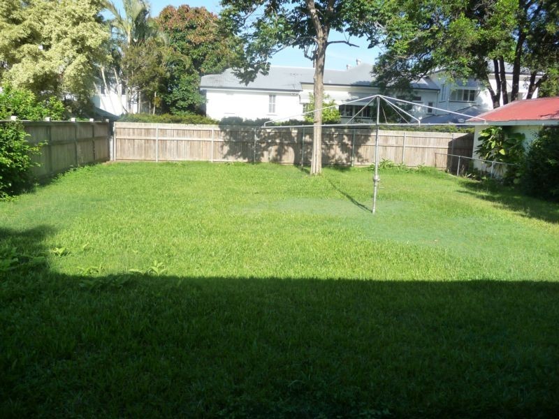 168 Victoria Ave, Chelmer QLD 4068