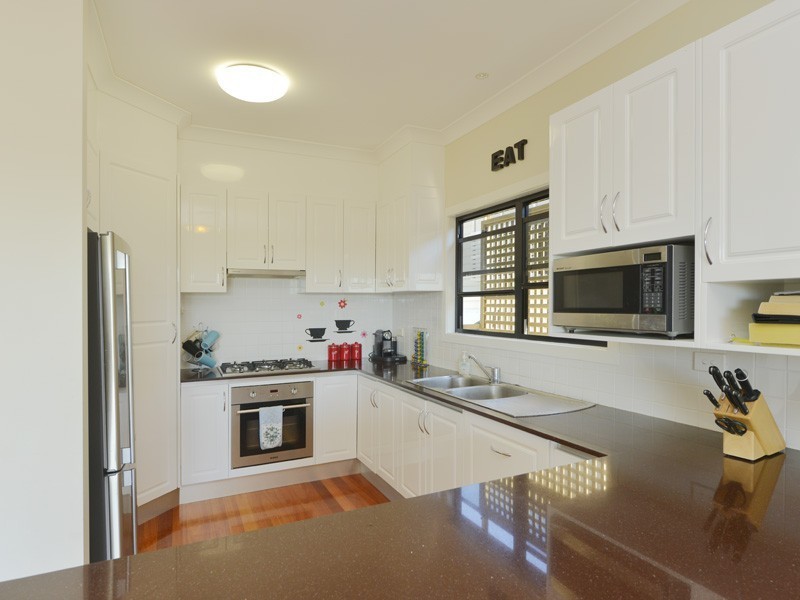 70 Borden Street, Sherwood QLD 4075