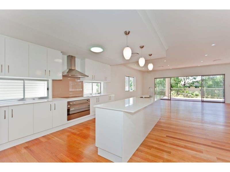 381 Verney Road East, Graceville QLD 4075