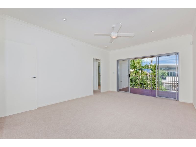 381 Verney Road East, Graceville QLD 4075