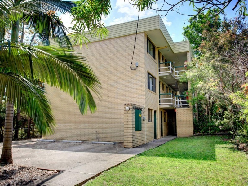 9/16 McCulla Street, Sherwood QLD 4075