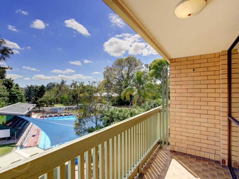 9/16 McCulla Street, Sherwood QLD 4075