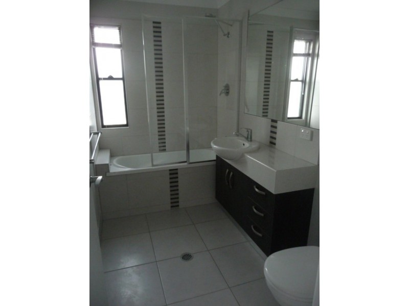 2/9 Dawn Street, Rocklea QLD 4106