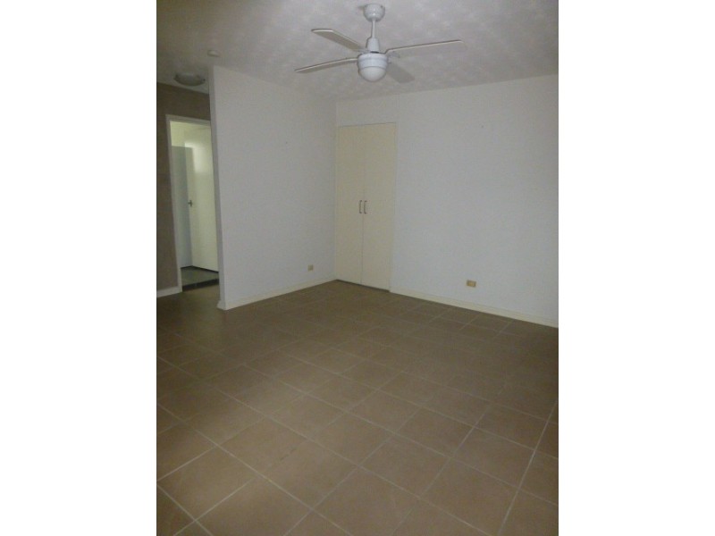 1/10 Dunlop Tce, Corinda QLD 4075