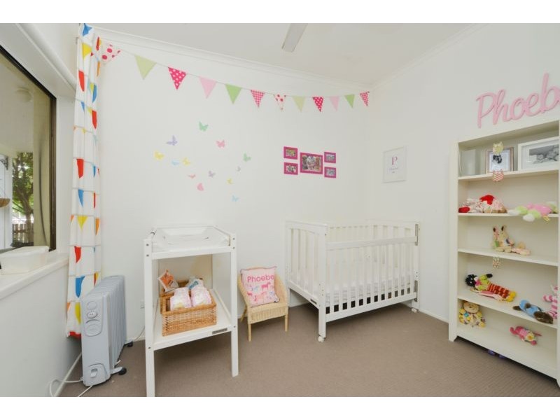 60 Hall Ave, Corinda QLD 4075