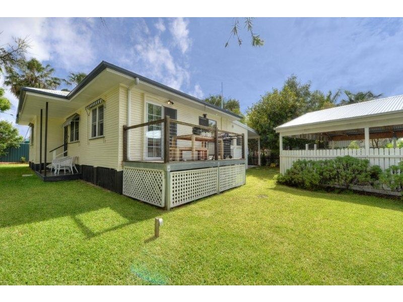 60 Hall Ave, Corinda QLD 4075