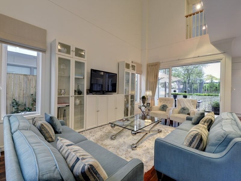 28 Strong Ave, Graceville QLD 4075