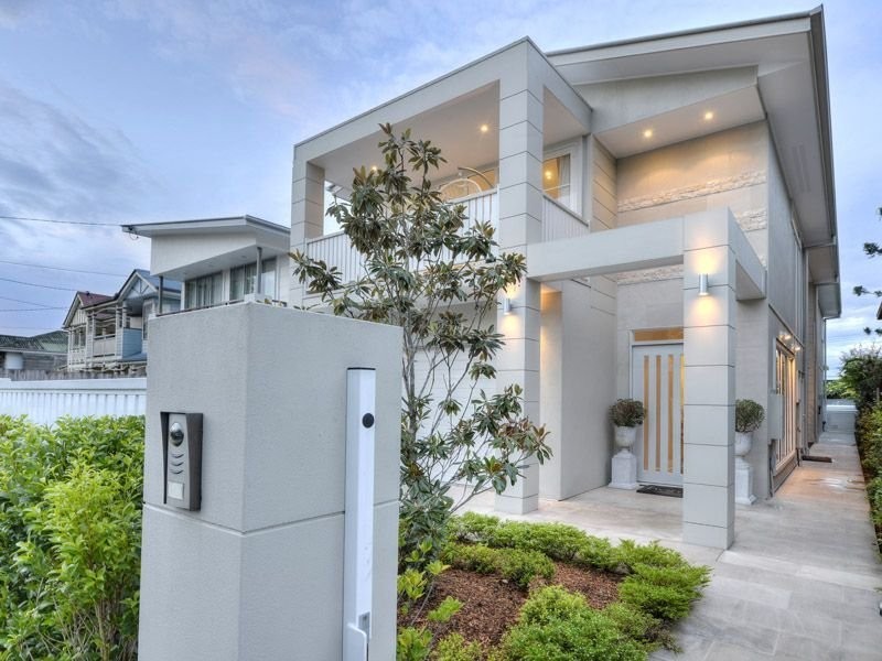 28 Strong Ave, Graceville QLD 4075