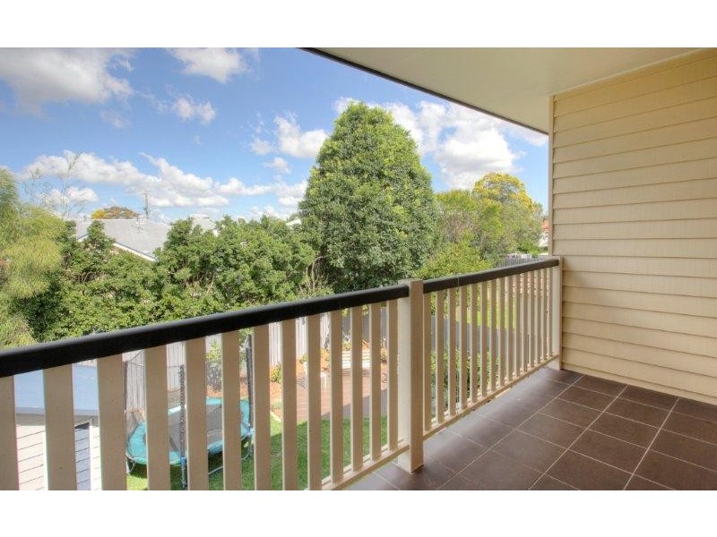 207 Verney Road East, Graceville QLD 4075