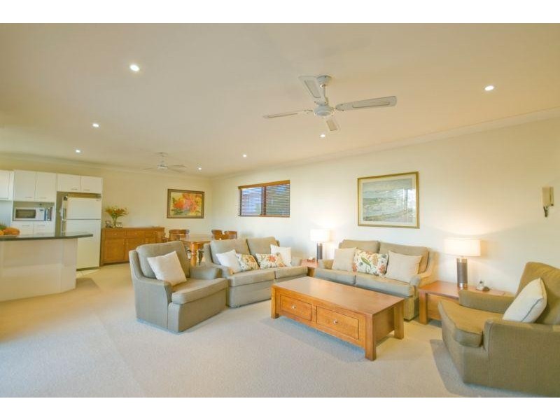 6/11 Holland Street, Toowong QLD 4066