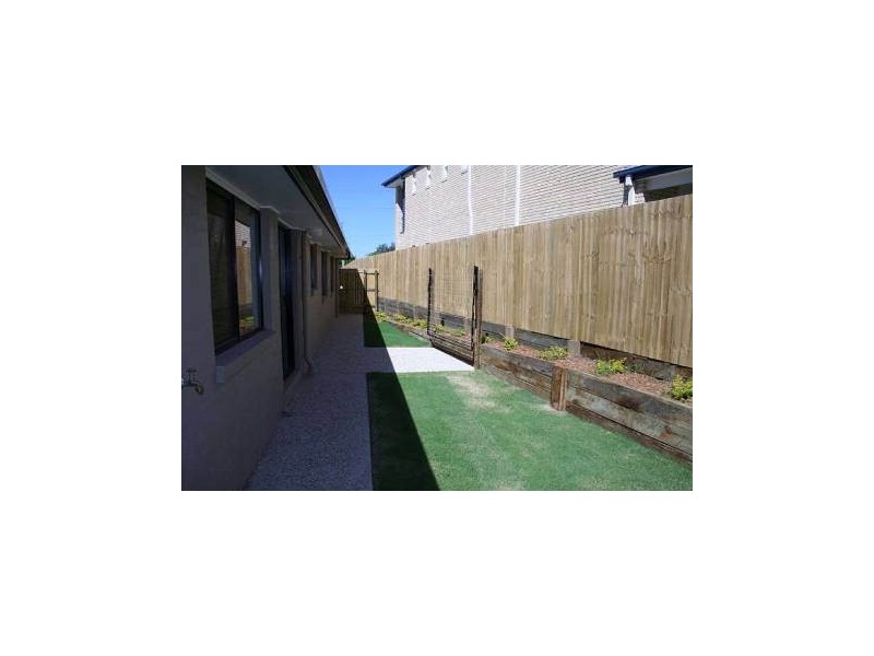 85 Ellen Street, Oxley QLD 4075