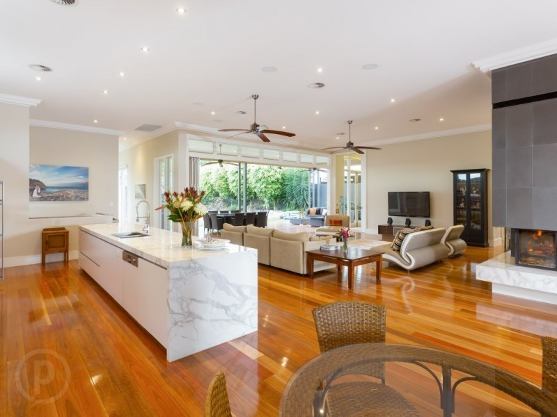 42 Hilda Street, Corinda QLD 4075