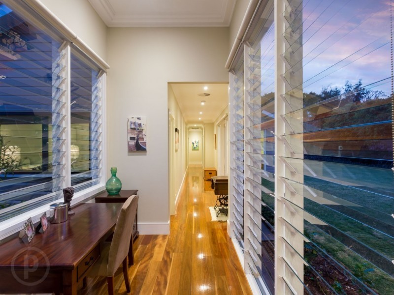 42 Hilda Street, Corinda QLD 4075