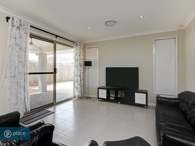 3 Giancarlo Cres, Doolandella QLD 4077