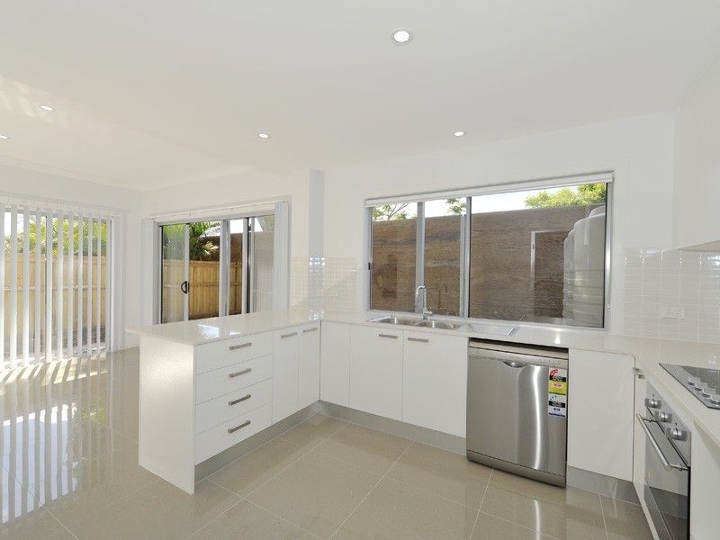 2/89 Jerrold Street, Sherwood QLD 4075