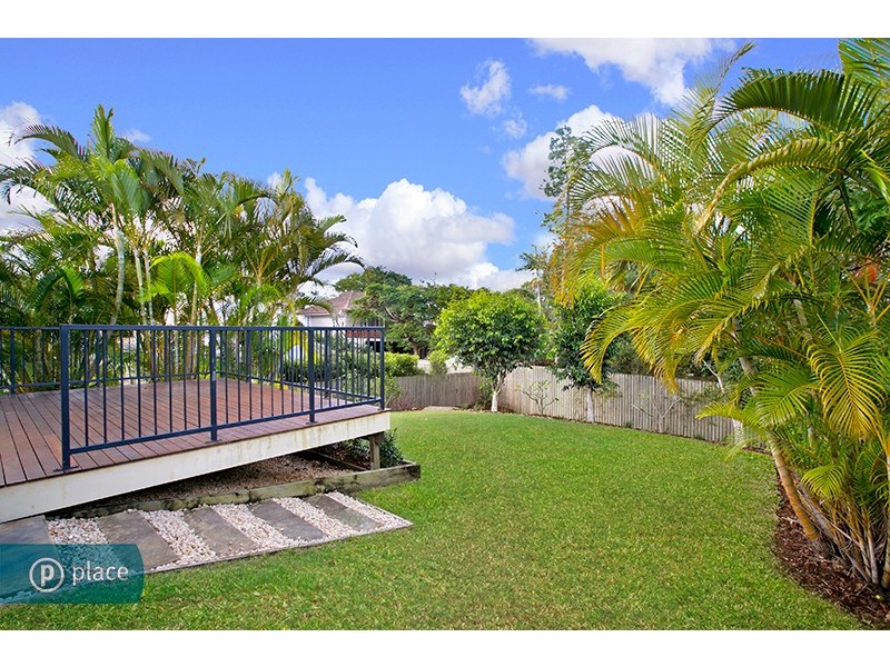 67 Thomas Street, Sherwood QLD 4075