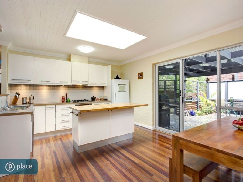 47 Venerable Street, Seventeen Mile Rocks QLD 4073