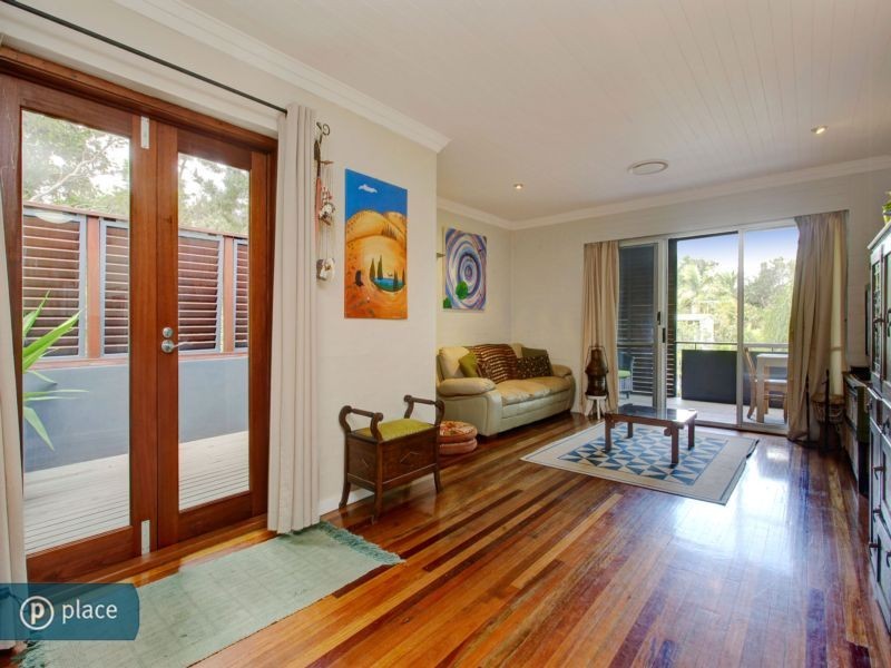 47 Venerable Street, Seventeen Mile Rocks QLD 4073