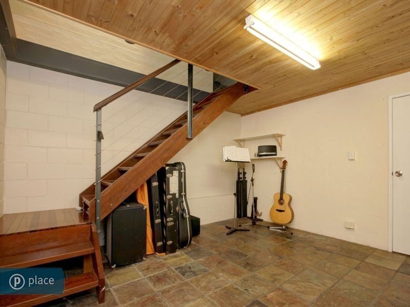 47 Venerable Street, Seventeen Mile Rocks QLD 4073