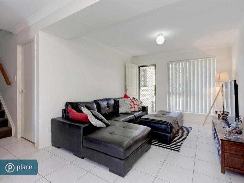 70/130 Jutland Street, Oxley QLD 4075