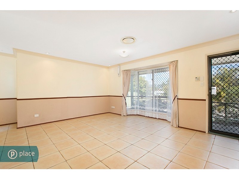 2 Burrinjuck Street, Marsden QLD 4132