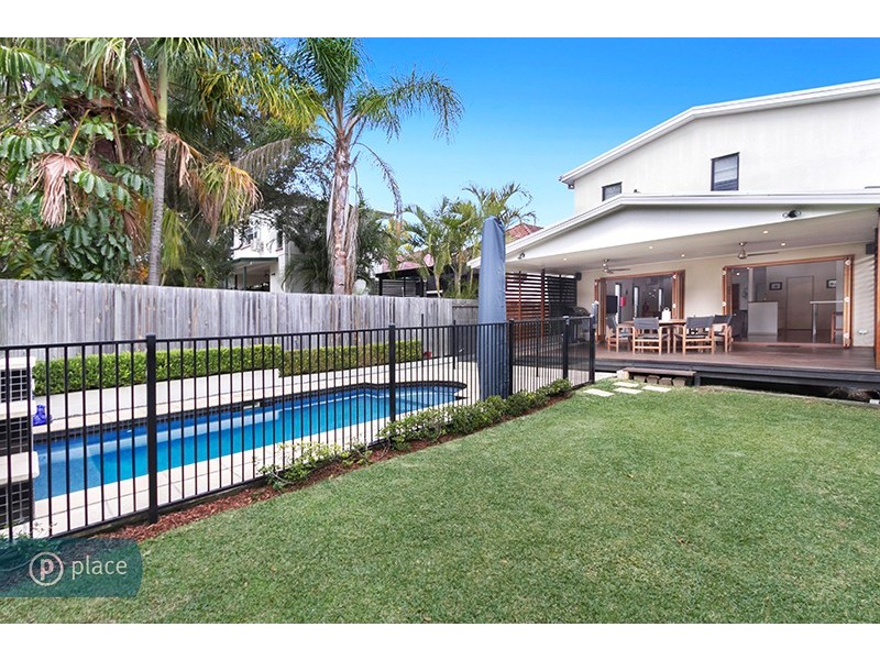 53 Camelot Street, Tennyson QLD 4105