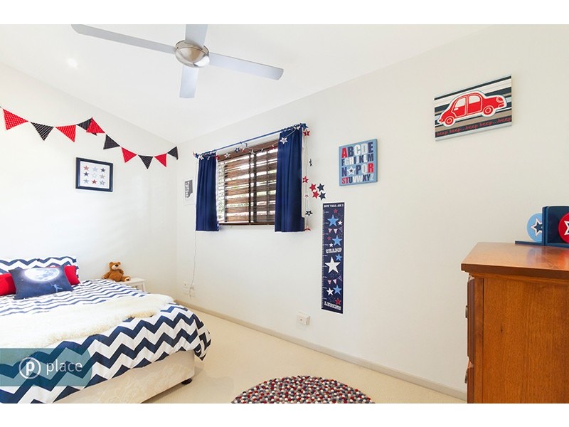 53 Camelot Street, Tennyson QLD 4105