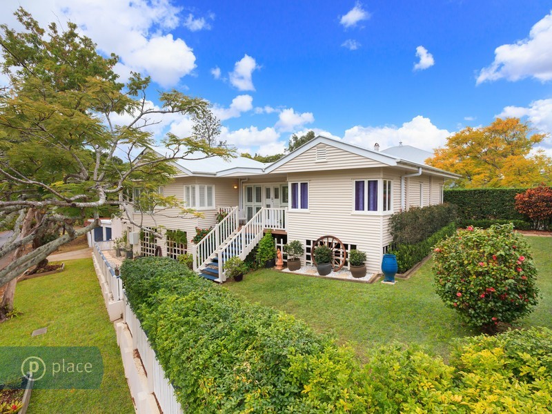 36 Victoria Avenue, Chelmer QLD 4068