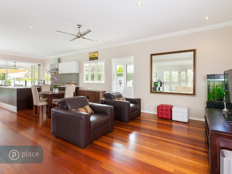 36 Victoria Avenue, Chelmer QLD 4068