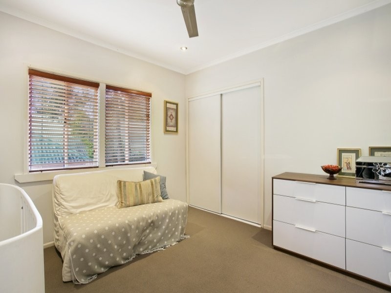 168 Graceville Ave, Graceville QLD 4075