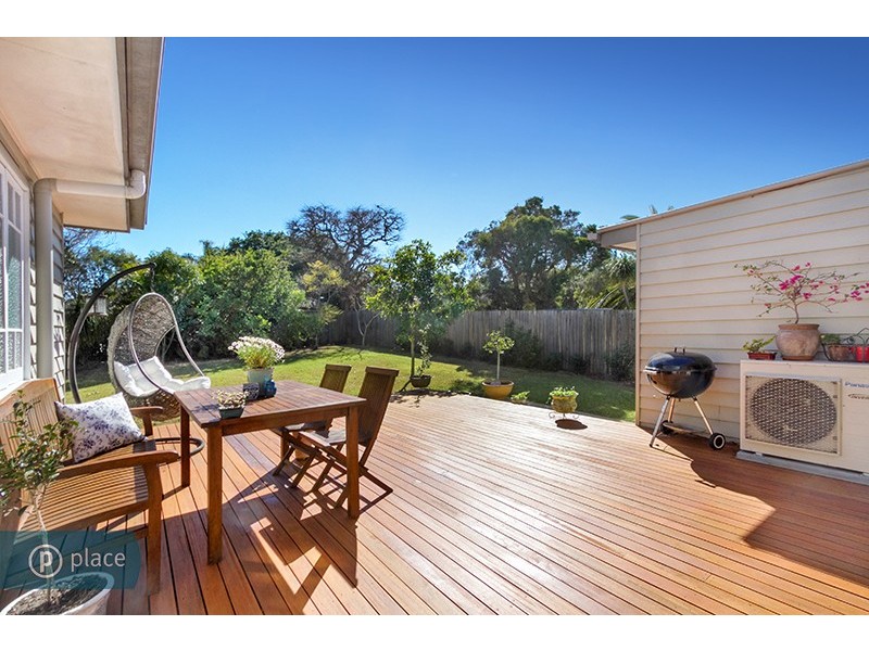 63 Lancelot Street, Tennyson QLD 4105