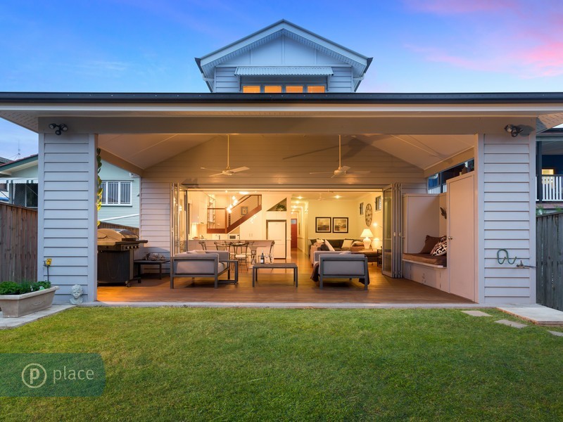 10 Hassall Street, Corinda QLD 4075