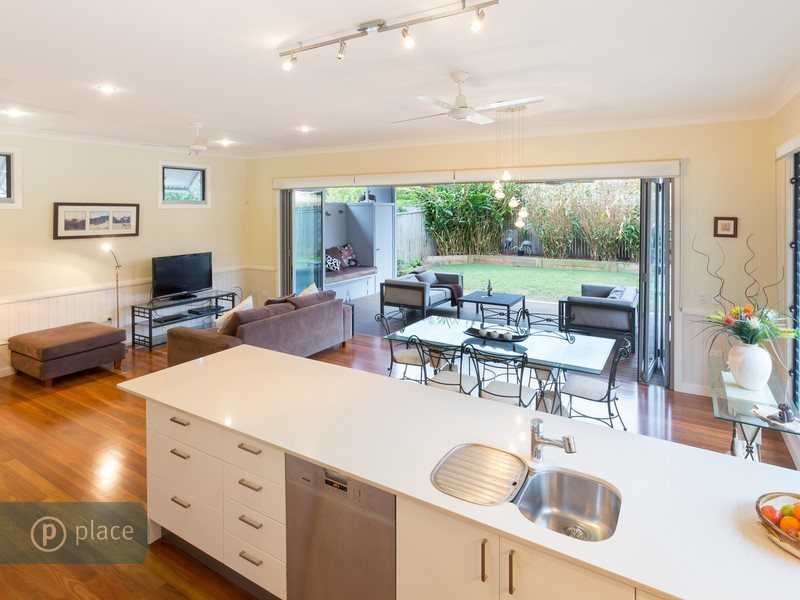 10 Hassall Street, Corinda QLD 4075