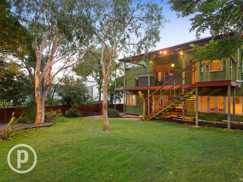 56 Maynard Street, Woolloongabba QLD 4102