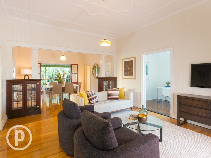 56 Maynard Street, Woolloongabba QLD 4102