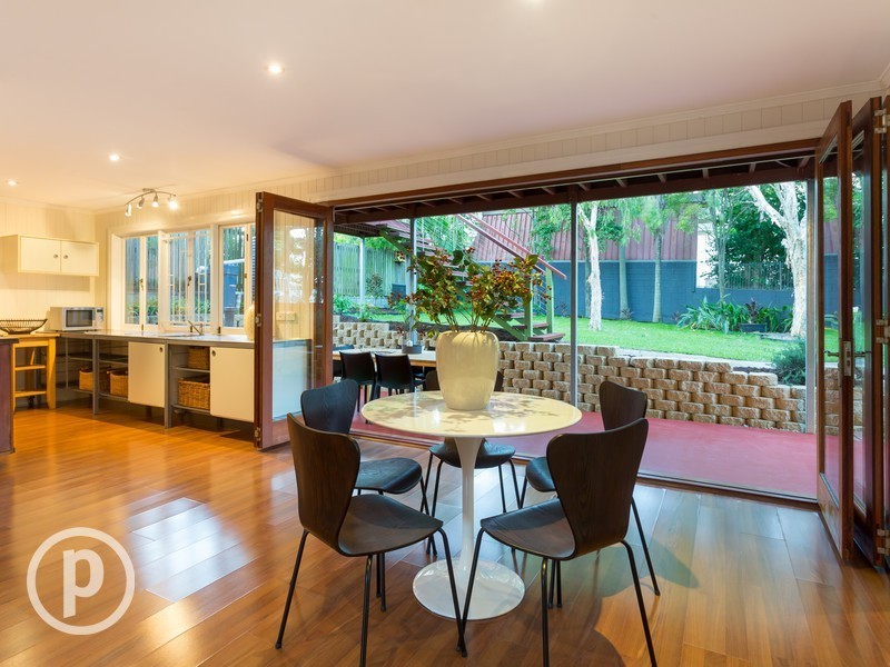 56 Maynard Street, Woolloongabba QLD 4102