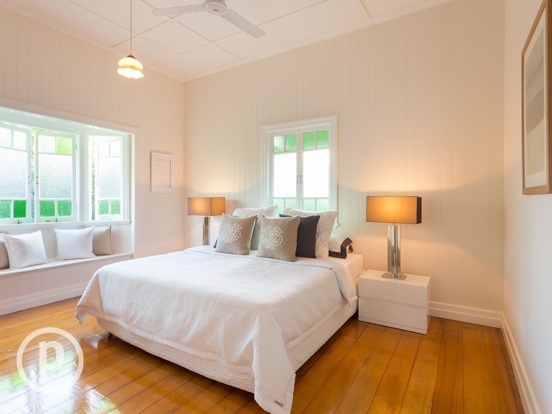 56 Maynard Street, Woolloongabba QLD 4102