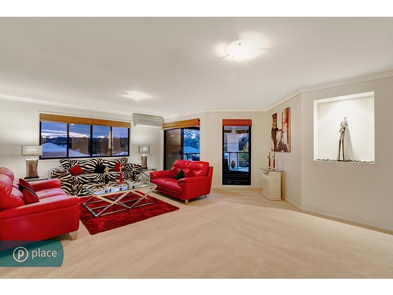 160 Edenbrooke Drive, Seventeen Mile Rocks QLD 4073