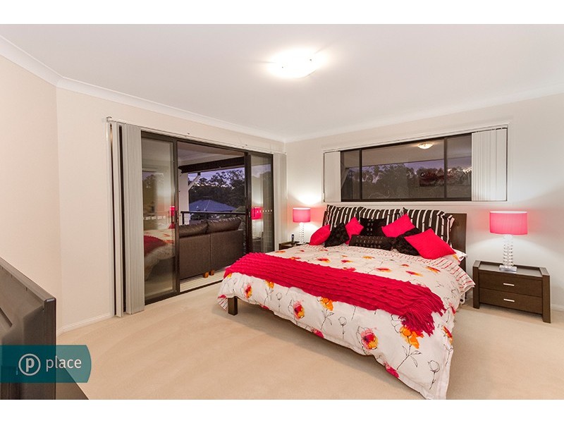 160 Edenbrooke Drive, Seventeen Mile Rocks QLD 4073