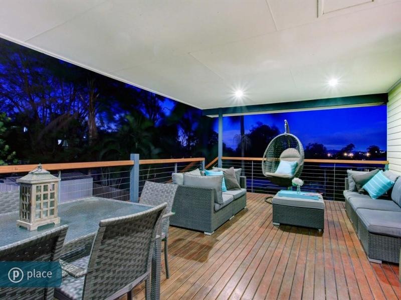 205 Englefield Road, Oxley QLD 4075