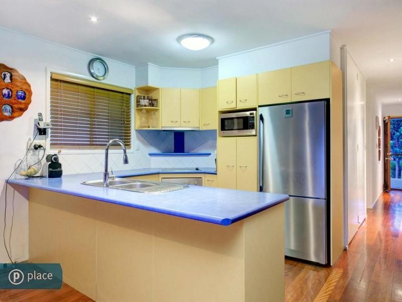 205 Englefield Road, Oxley QLD 4075