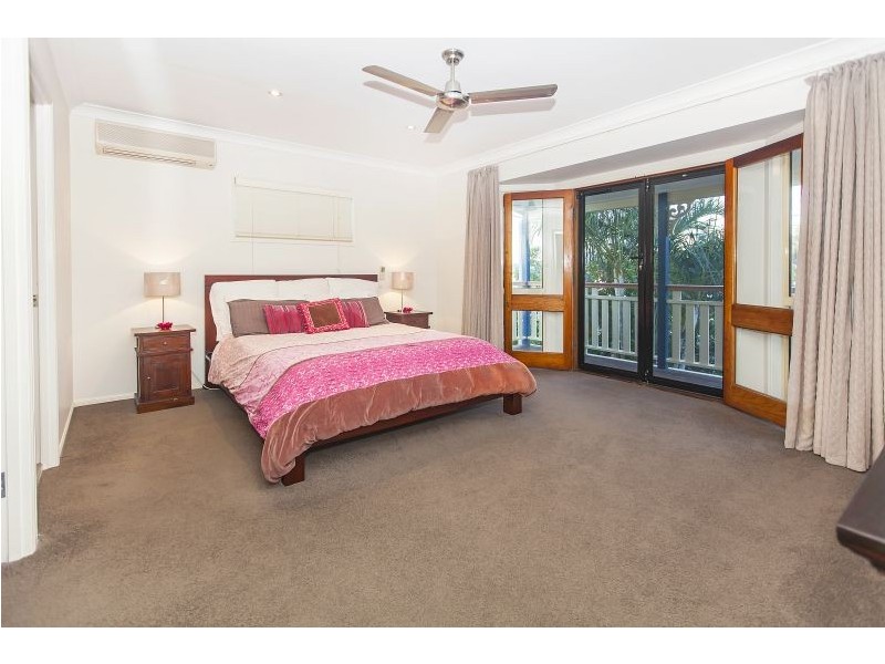 82 Orana Street, Carina QLD 4152