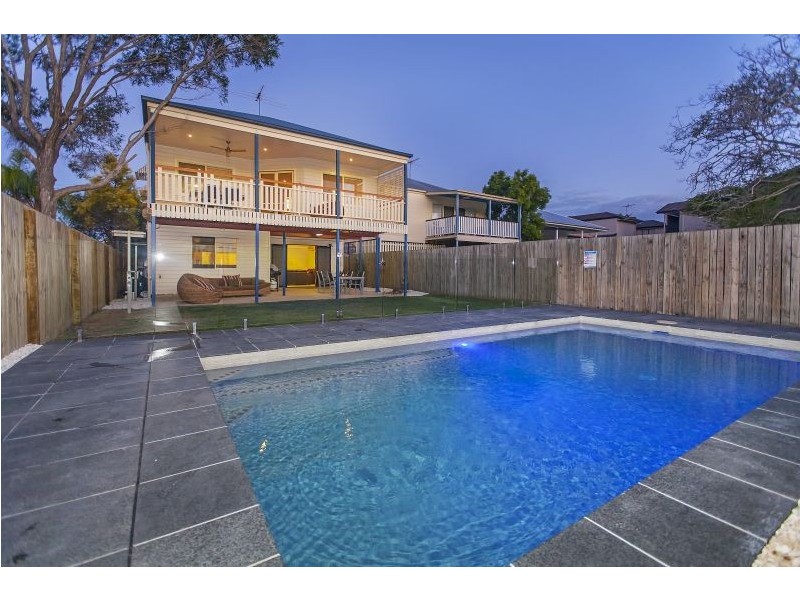 82 Orana Street, Carina QLD 4152