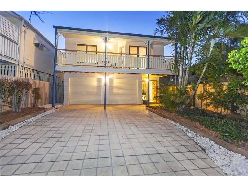 82 Orana Street, Carina QLD 4152