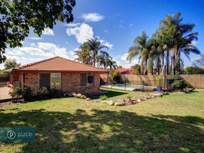 80 Oldfield Road, Sinnamon Park QLD 4073