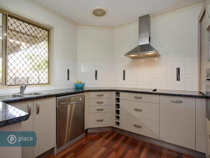 80 Oldfield Road, Sinnamon Park QLD 4073