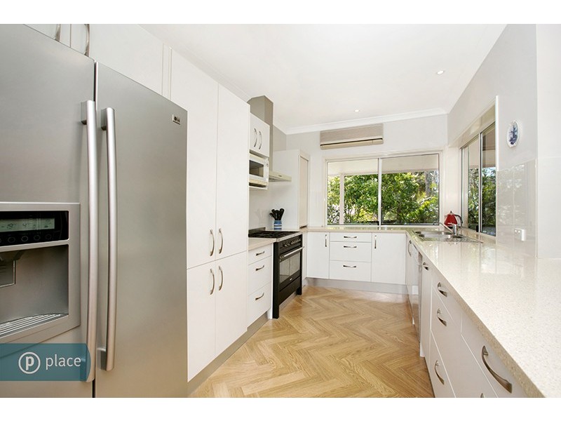 43 Fiddlewood Crescent, Bellbowrie QLD 4070