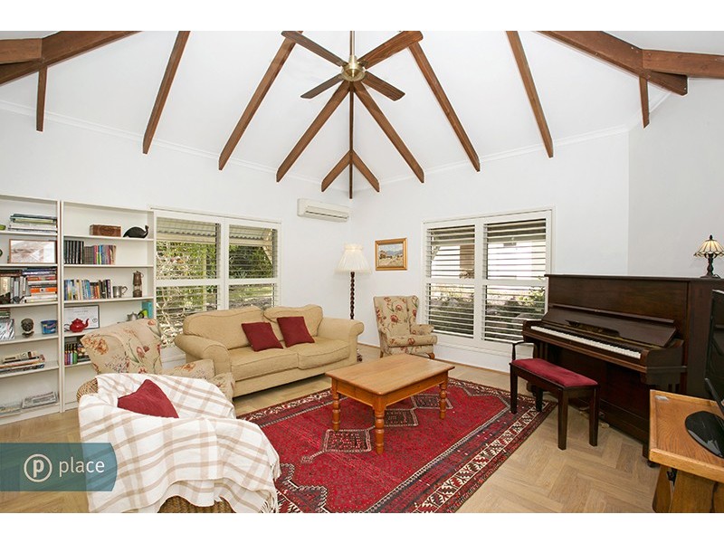 43 Fiddlewood Crescent, Bellbowrie QLD 4070