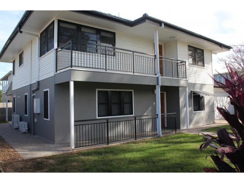 79 Strong Ave, Graceville QLD 4075