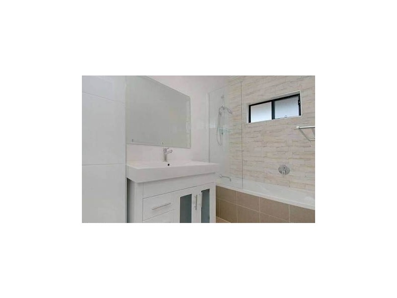 79 Strong Ave, Graceville QLD 4075